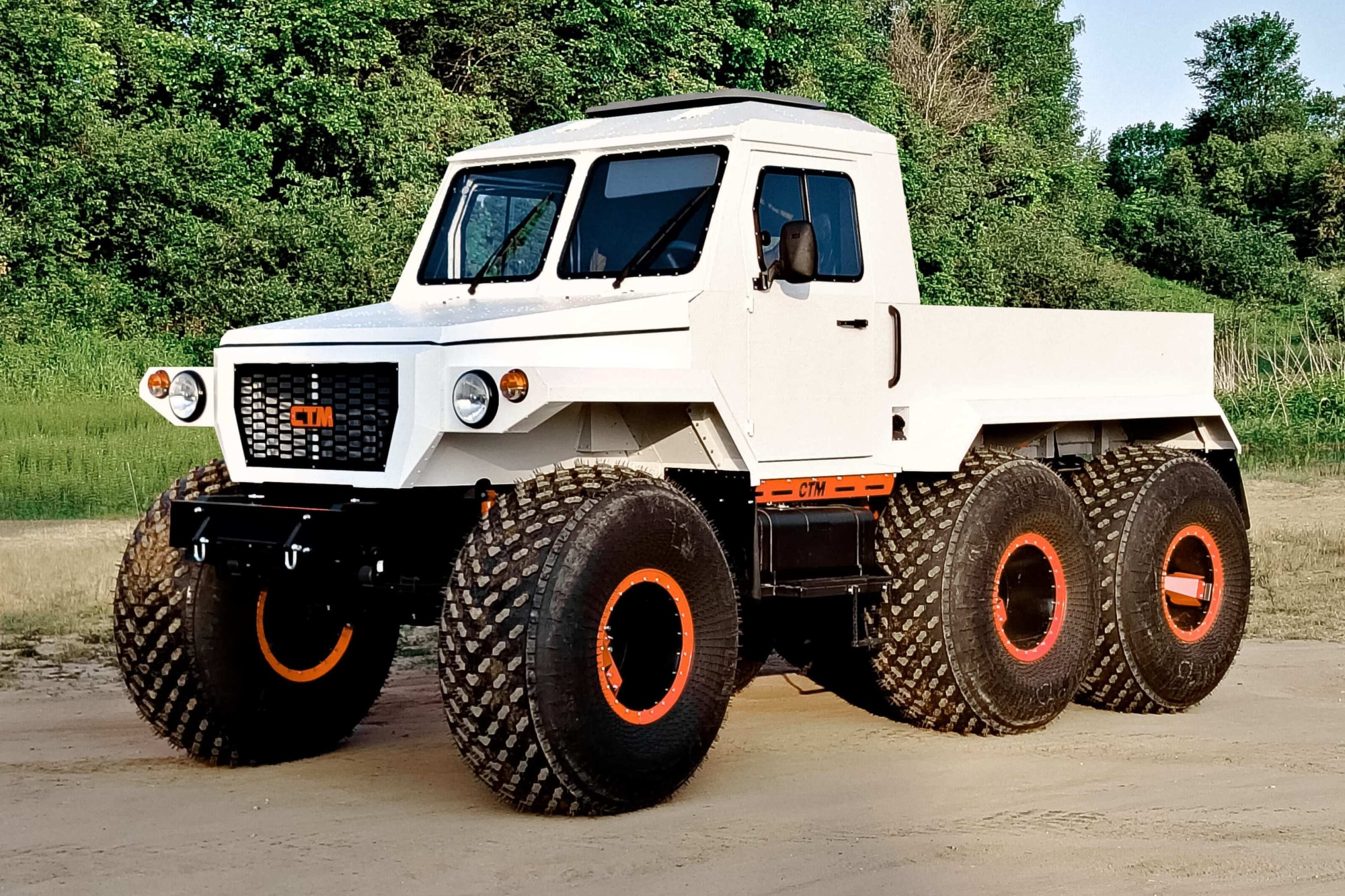  стм-3996 на шинах 1300