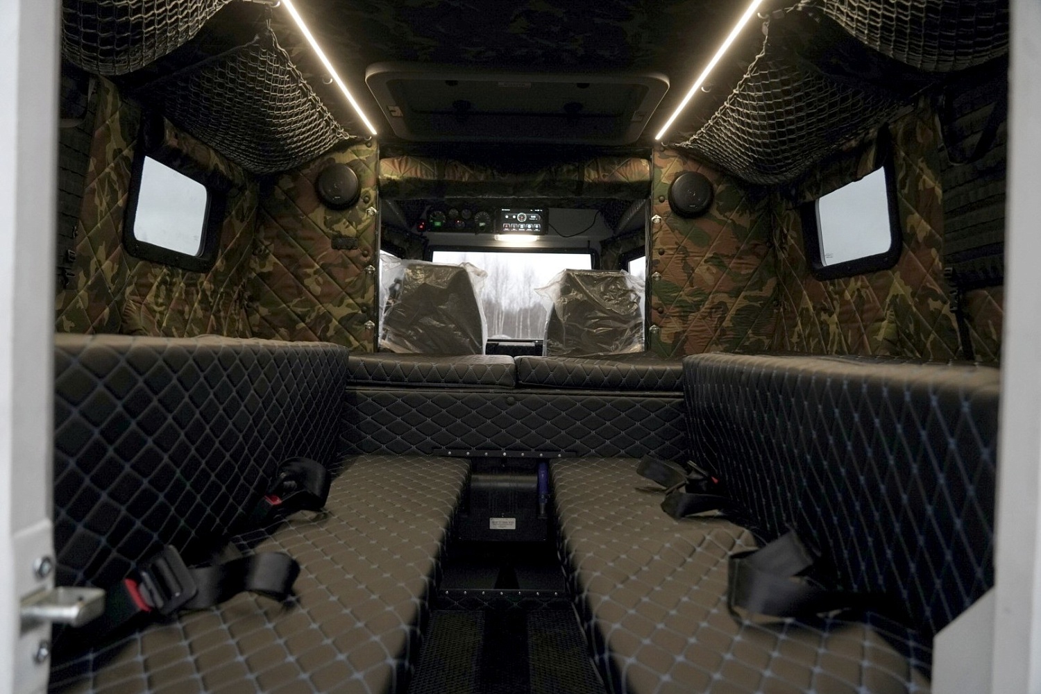 СТМ-3993 БП — амфибия, 6 мест, 800 кг