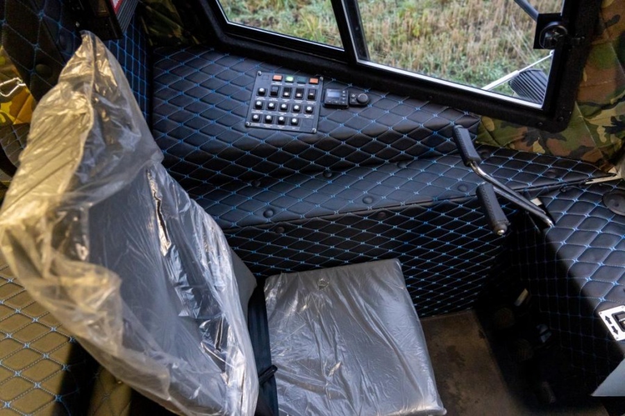СТМ-3993 БП — амфибия, 6 мест, 800 кг