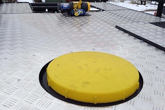 Лебёдка и дополнительный топливный бак на крыше